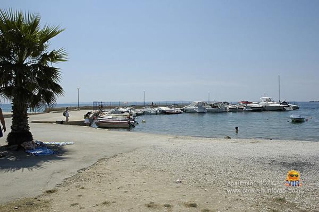Image 3813722 - 4