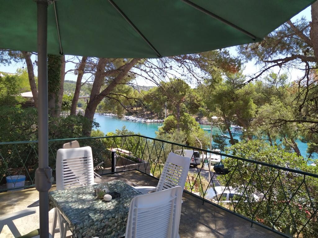 Image 3813020 - 5