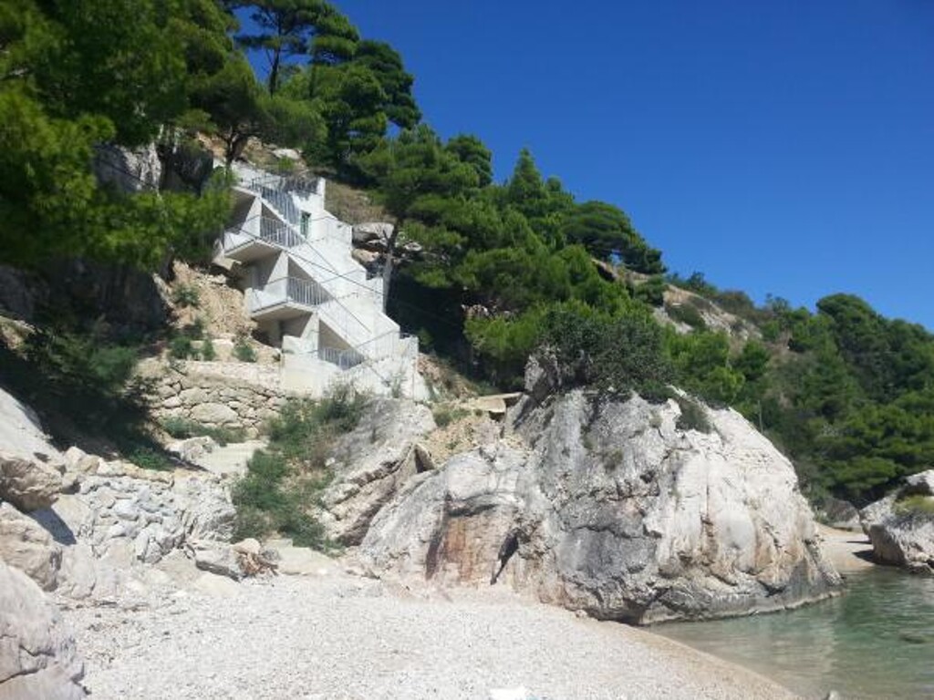 Image 3814379 - 8