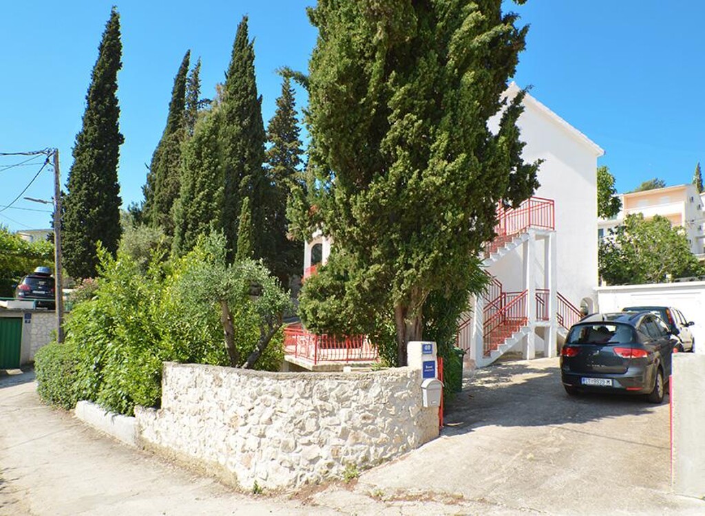 Image 3811592 - 4