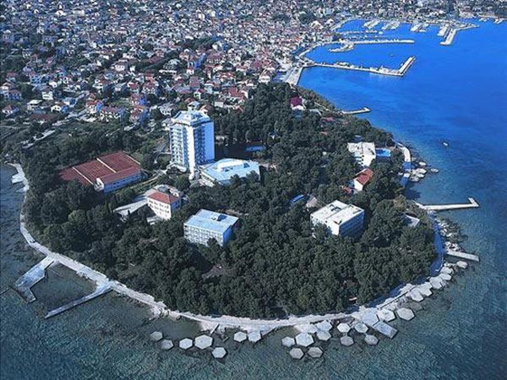 Image 3811373 - 22