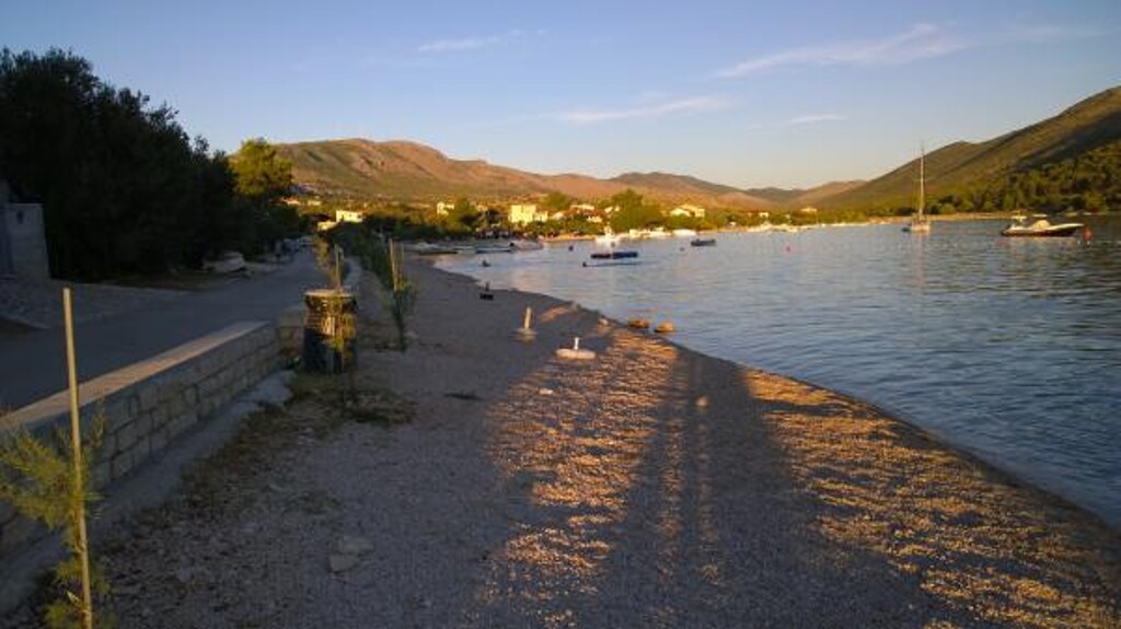 Image 3810644 - 24