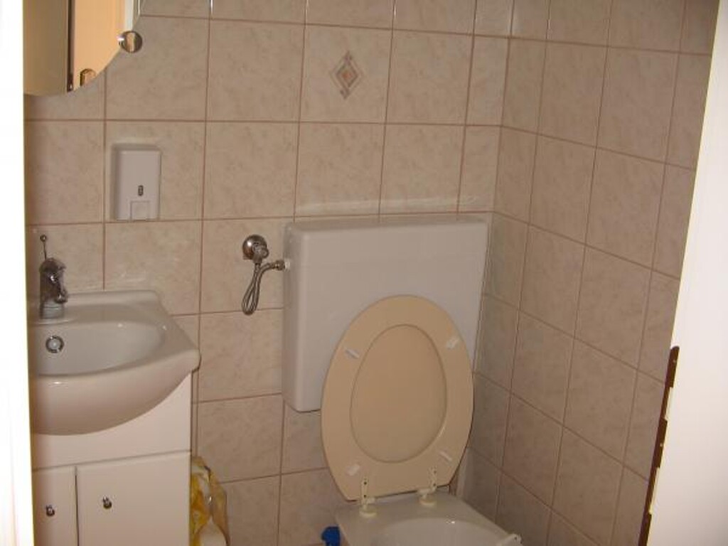 Image 3813348 - 22