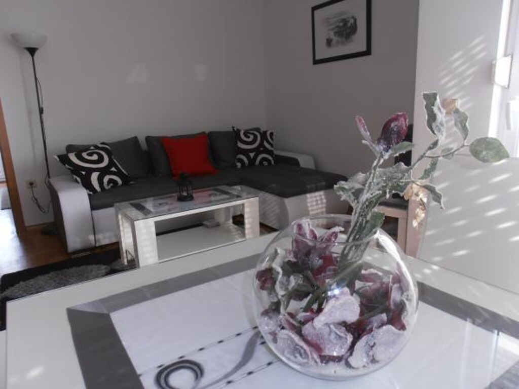 Image 3812621 - 1