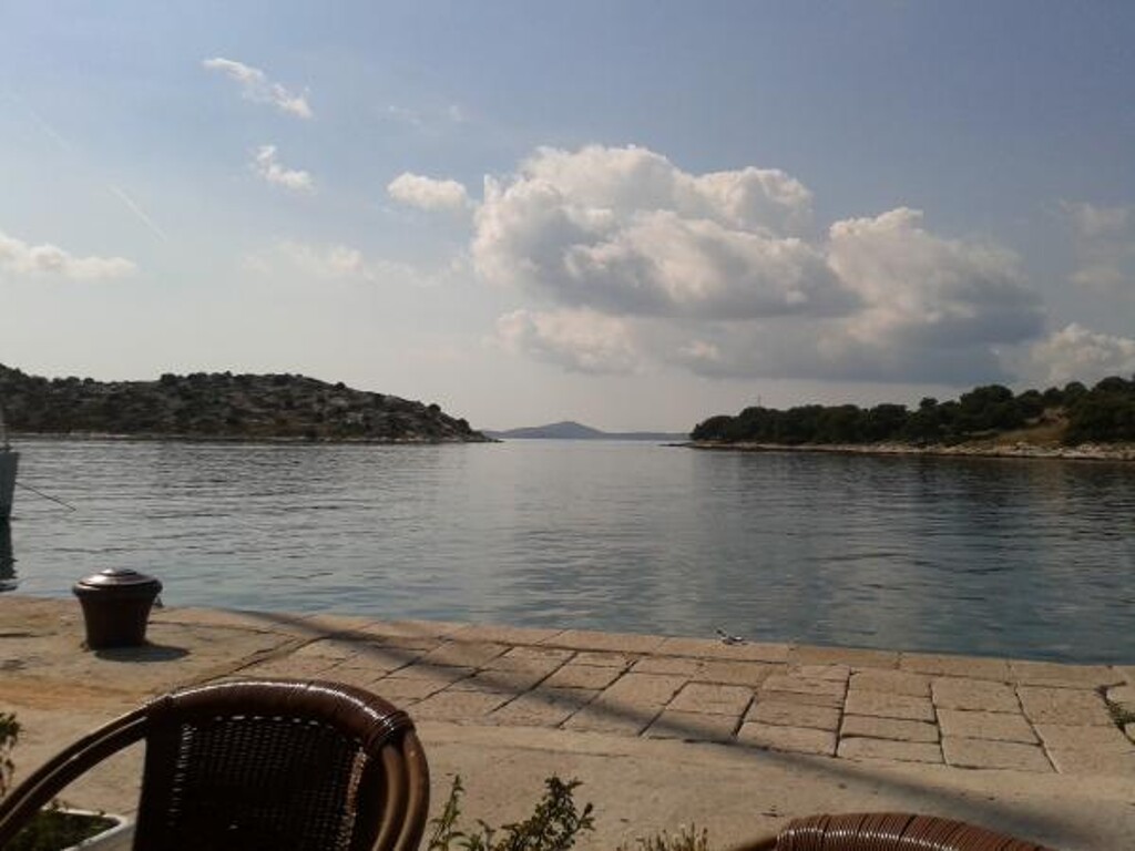 Image 3839013 - 7