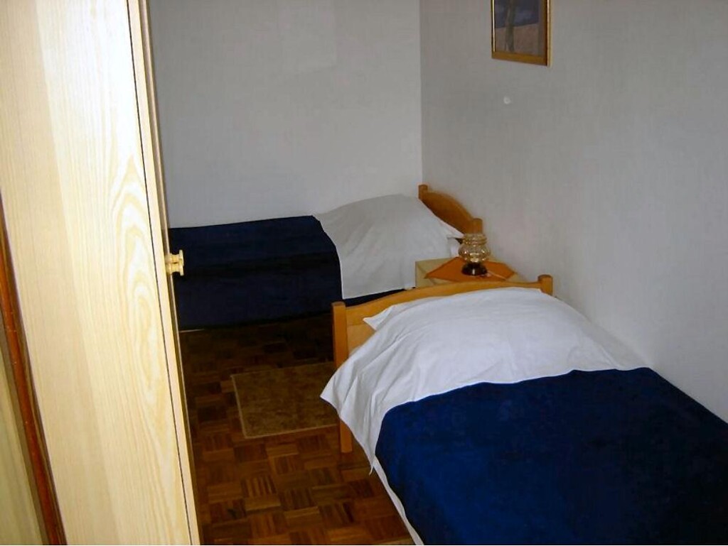 Image 3838630 - 14