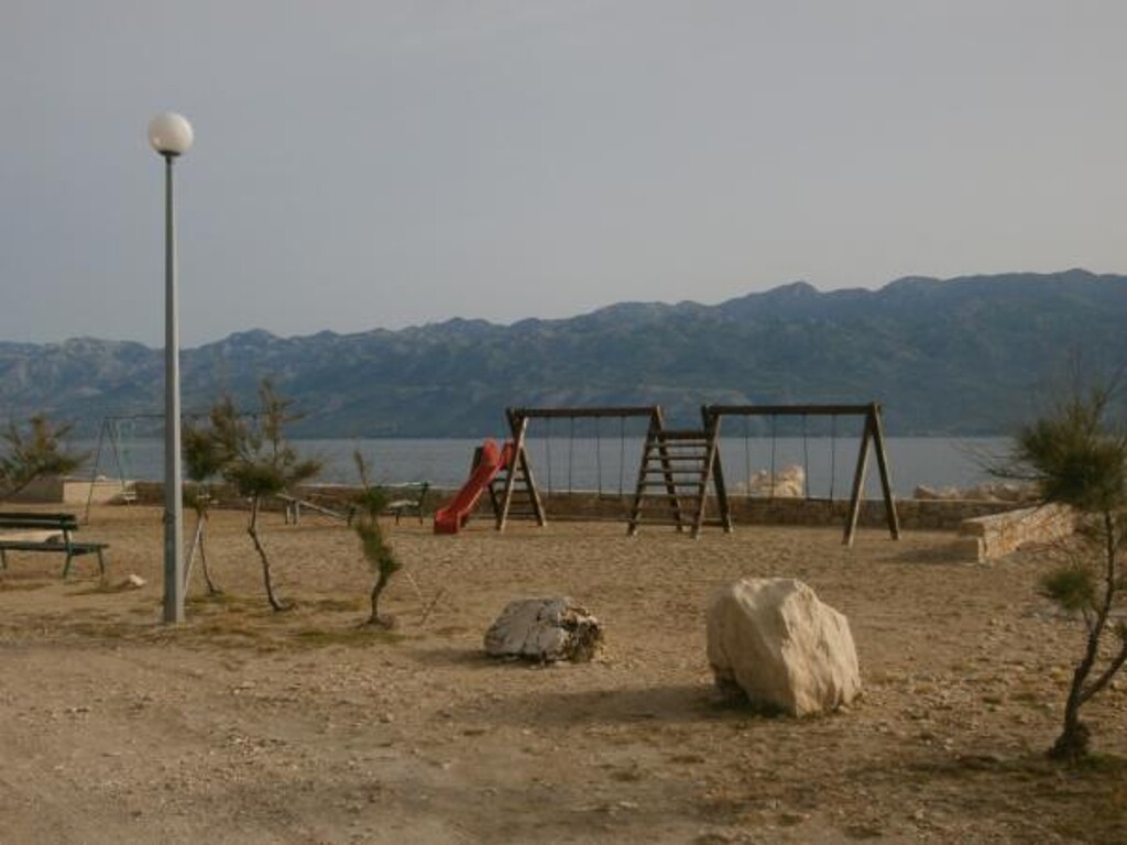 Image 3812297 - 4
