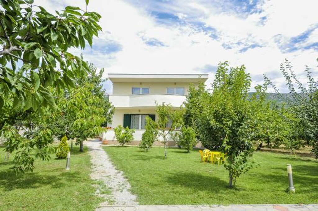 Image 3814518 - 1