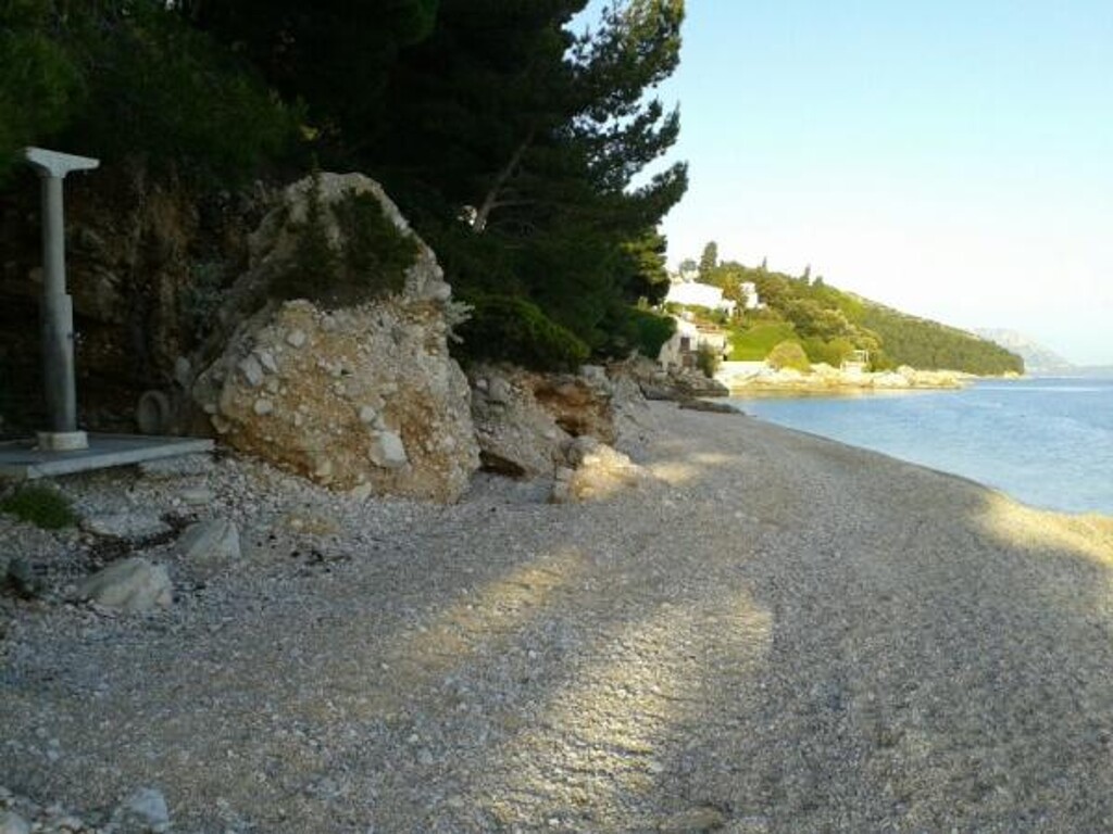 Image 3812092 - 19