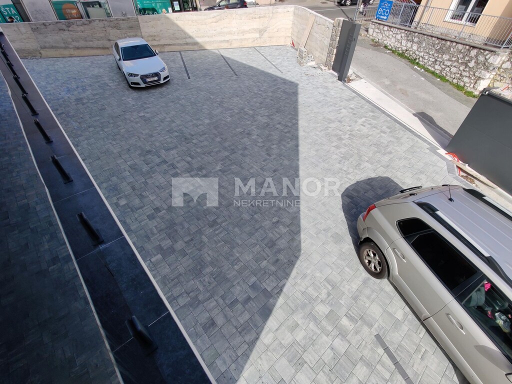 Image 8
