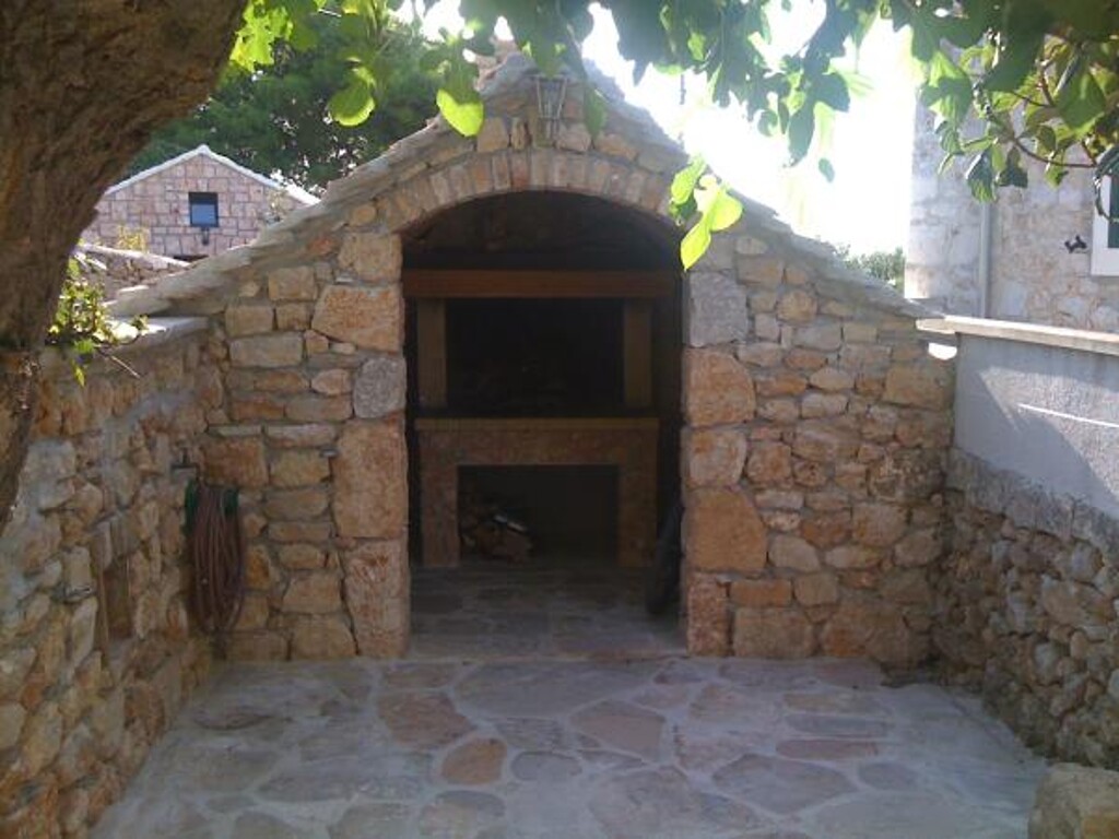 Image 3838538 - 12