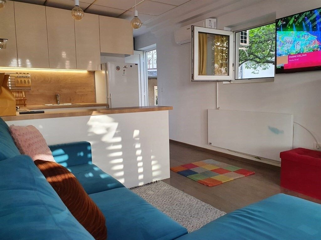 Image 6