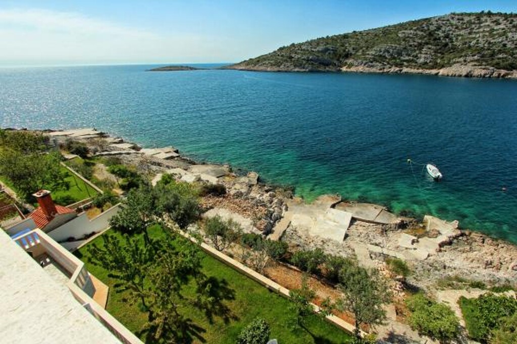 Image 3811939 - 2
