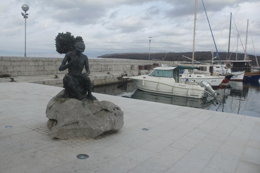 Image 19