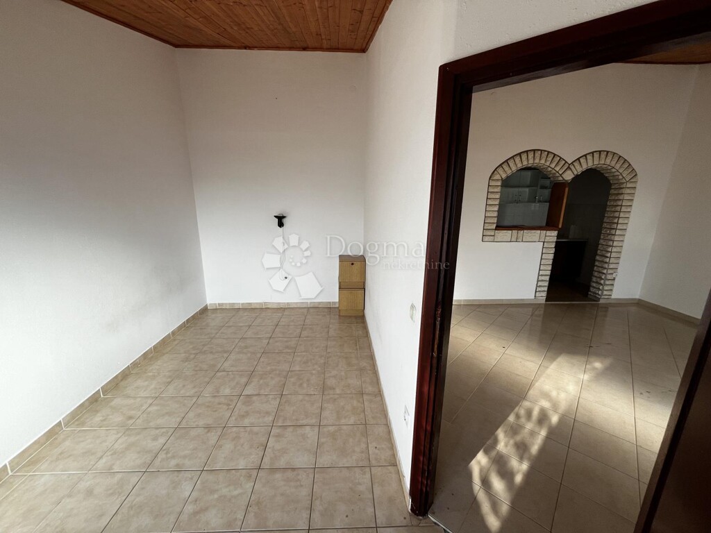 Image 9