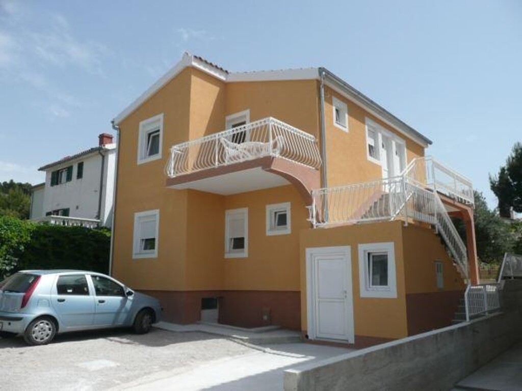 Image 3813766 - 1
