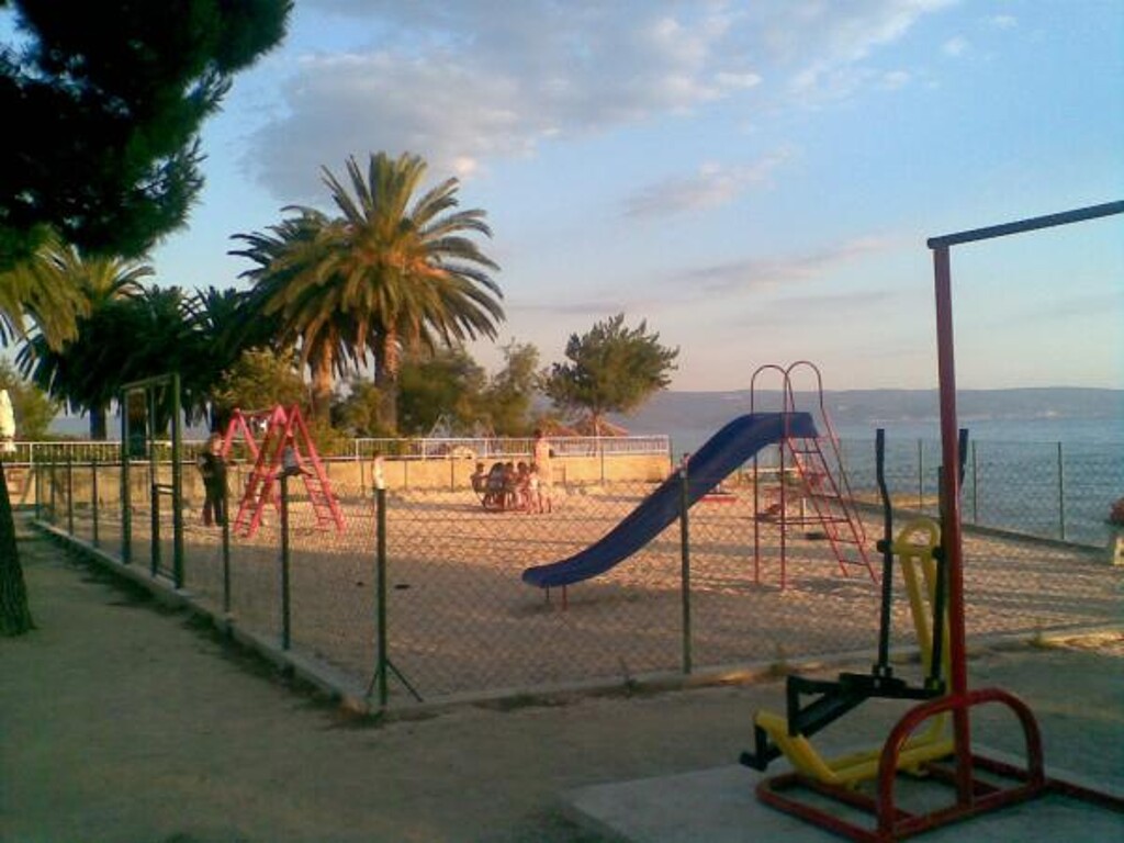 Image 3838537 - 6