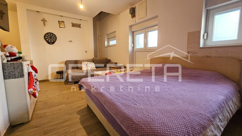 Image 8