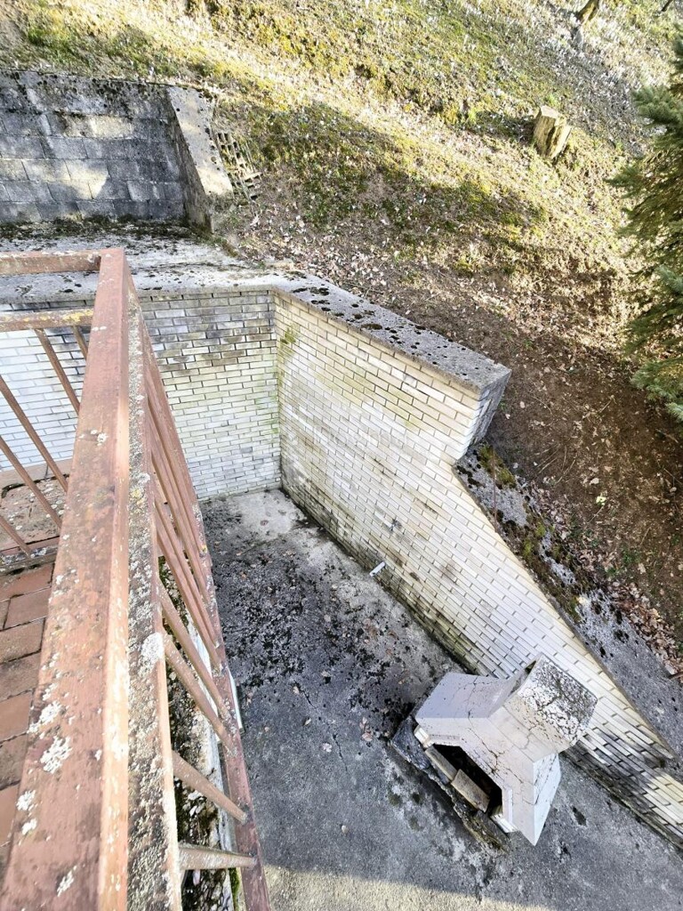 Image 16