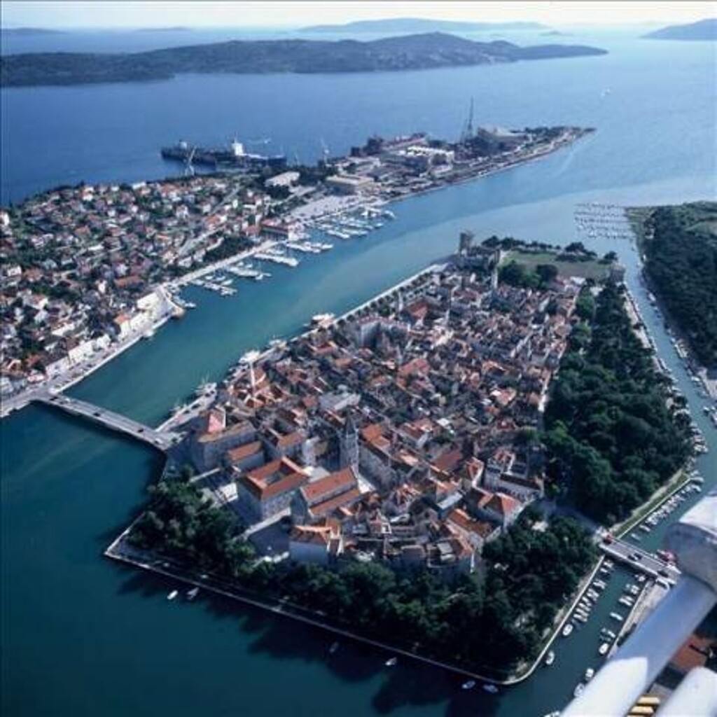 Image 3811182 - 13