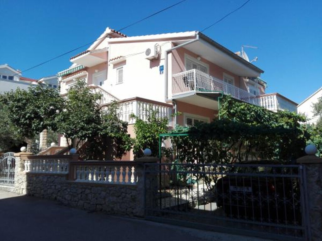 Image 3810839 - 3