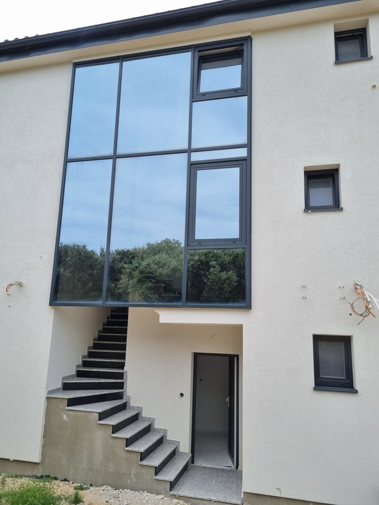 Image 18