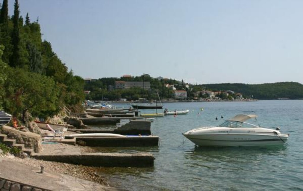 Image 3812227 - 13