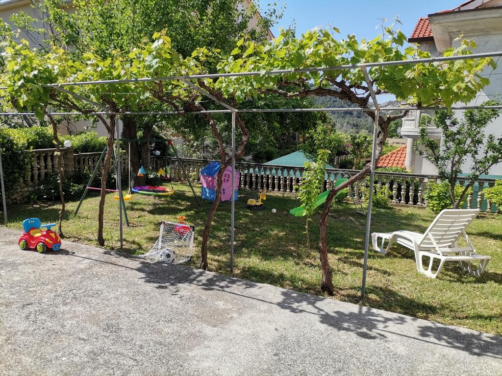 Image 4989640 - 26