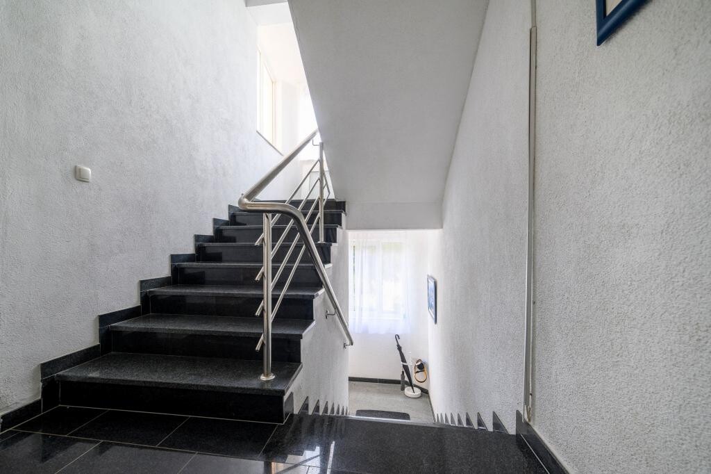 Image 3812219 - 3