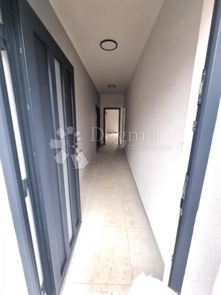 Image 18
