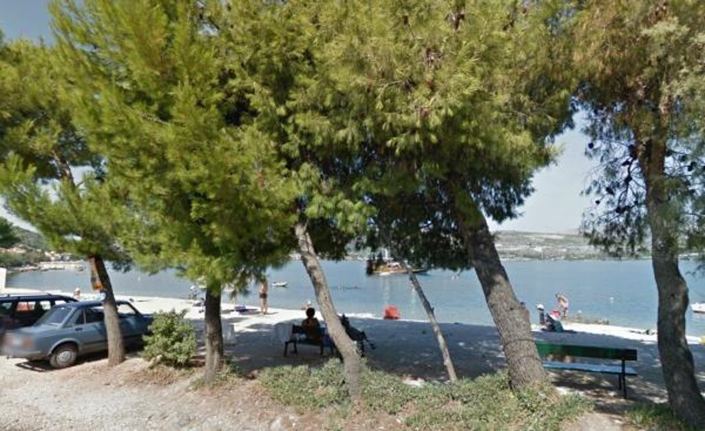 Image 3811566 - 10