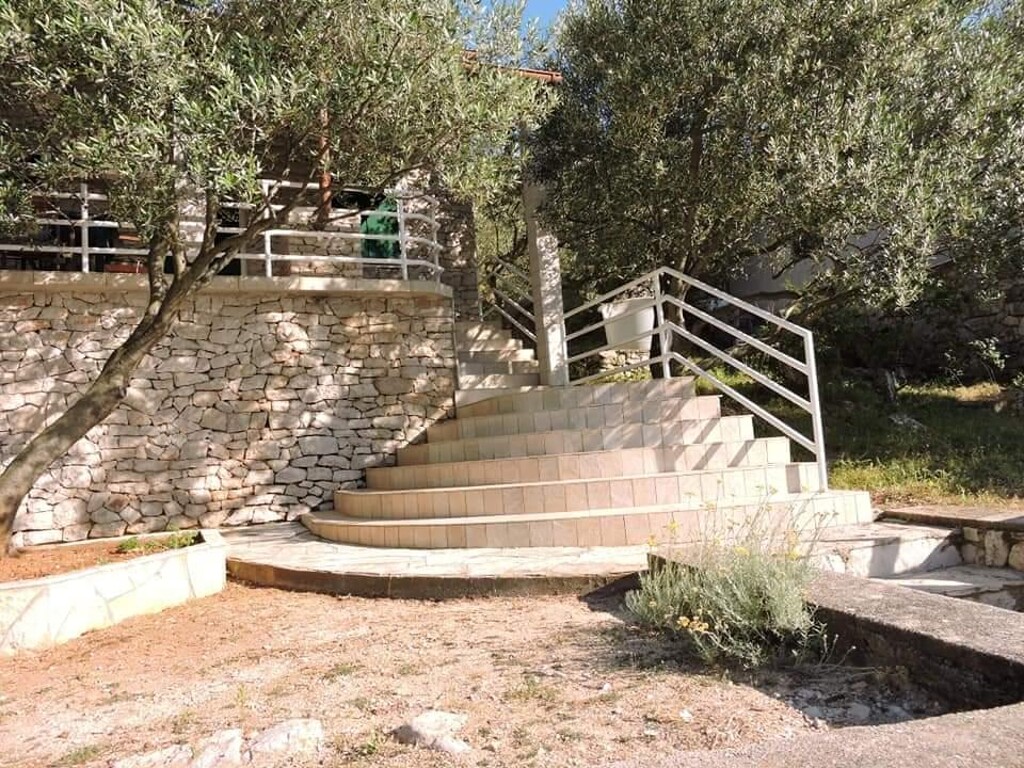 Image 3823624 - 14