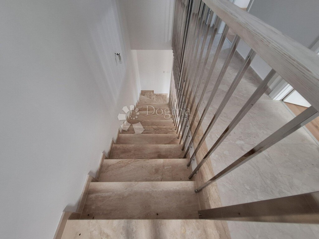 Image 13