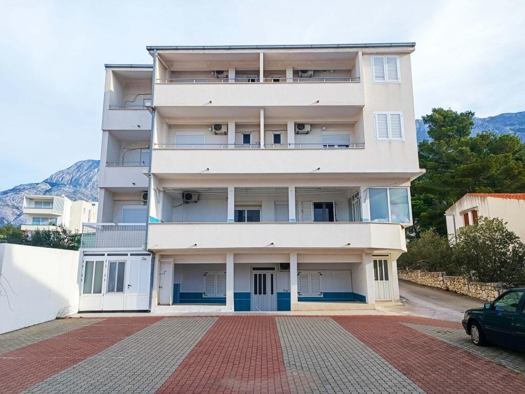 Image 3813953 - 1