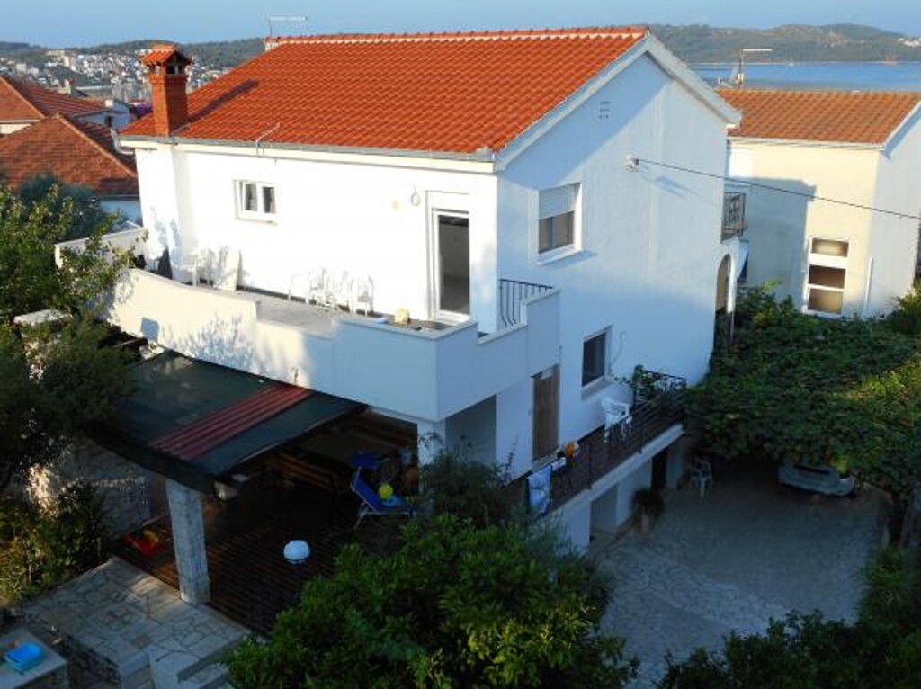 Image 3813155 - 1