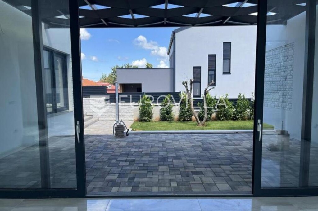 Image 8