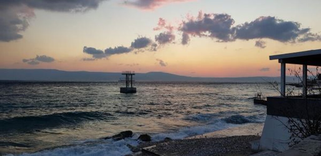 Image 3813916 - 7