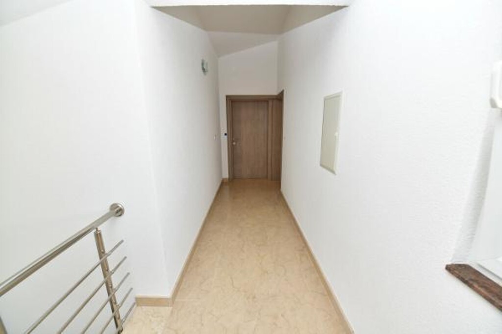 Image 3815100 - 5
