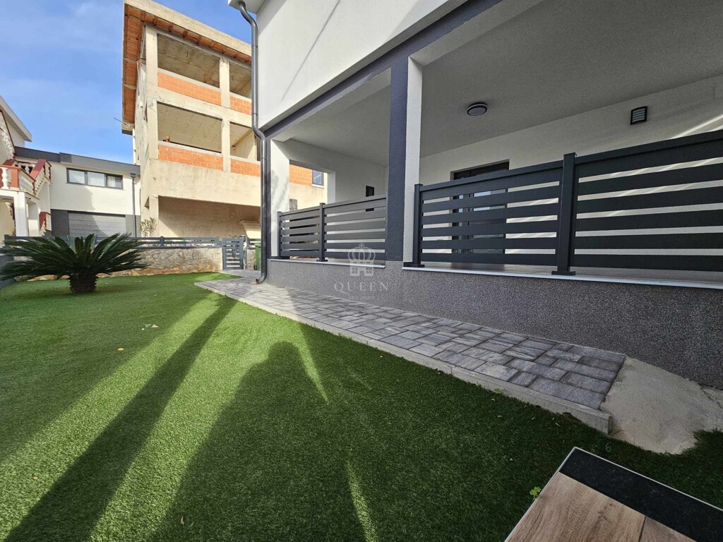 Image 5