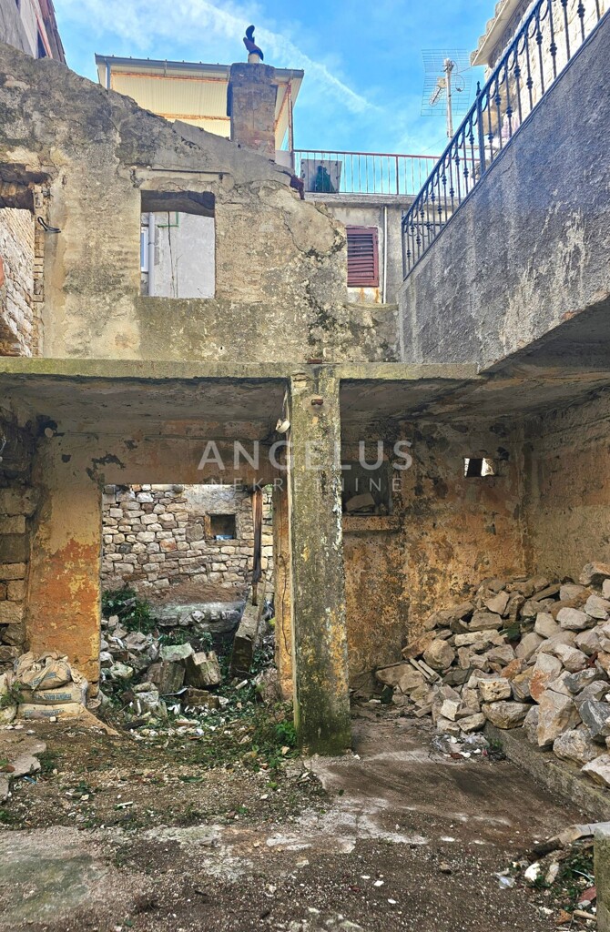 Image 15
