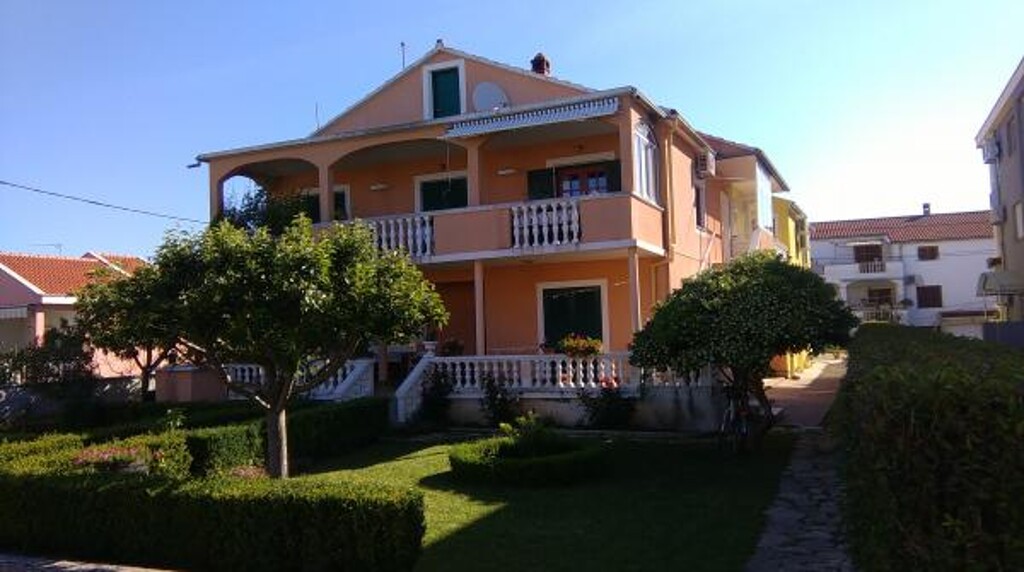 Image 3839047 - 8