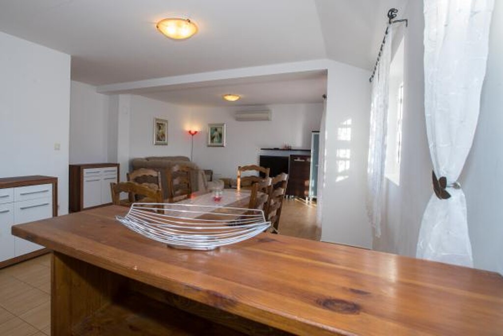 Image 3838616 - 14