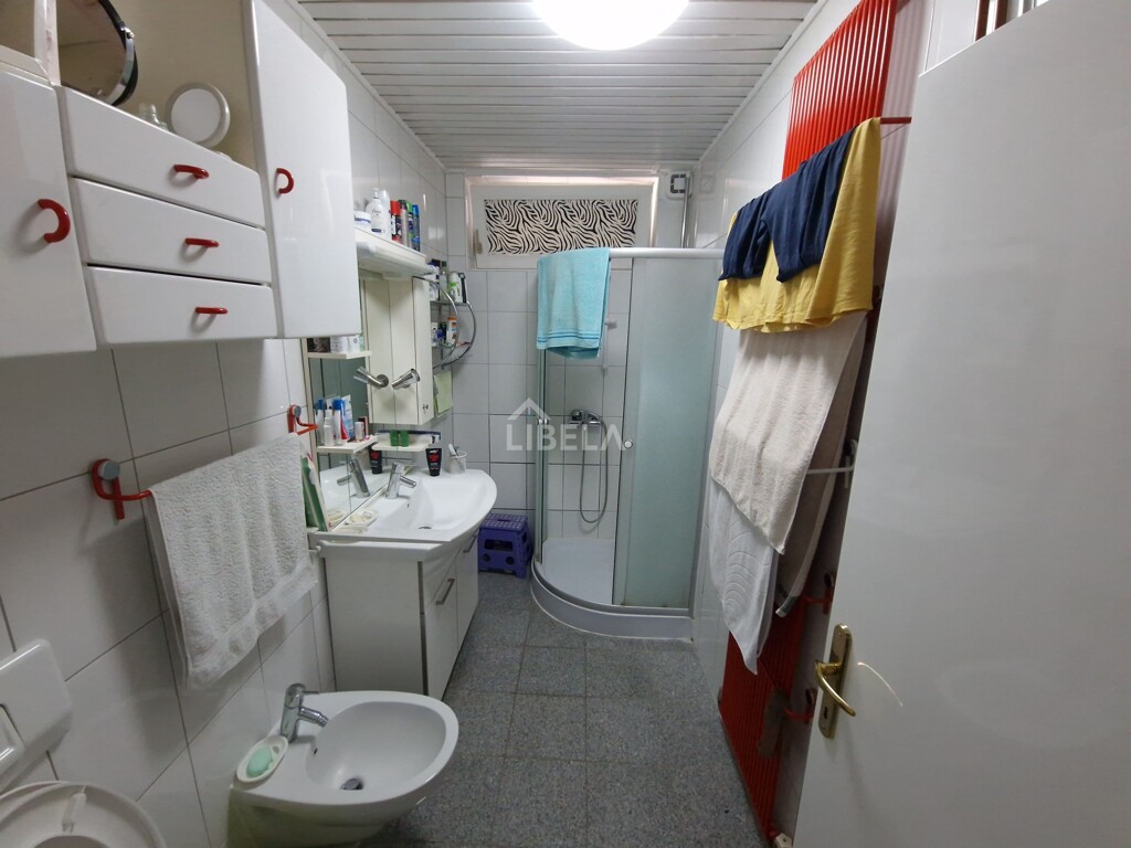 Image 12