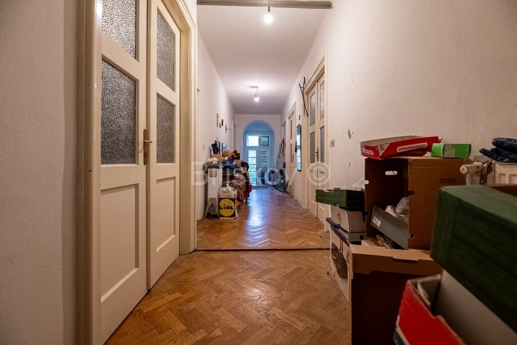 Image 6171440 - 6