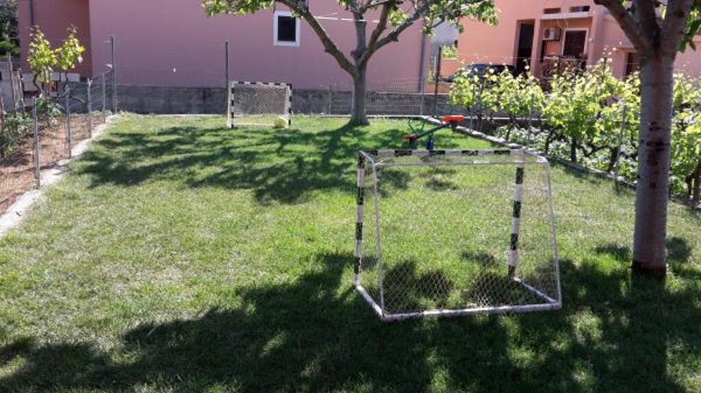 Image 3839034 - 5