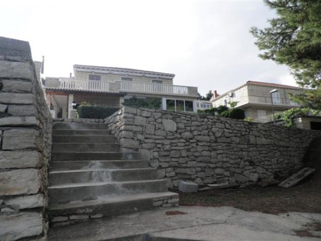 Image 3838566 - 16