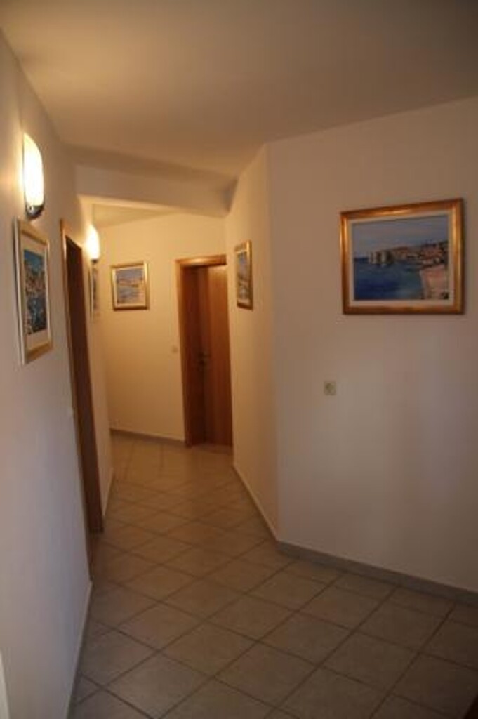 Image 3810933 - 17