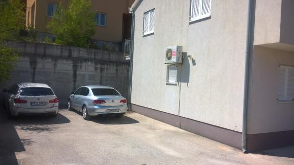 Image 3810988 - 20