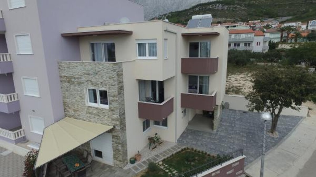 Image 3813601 - 1