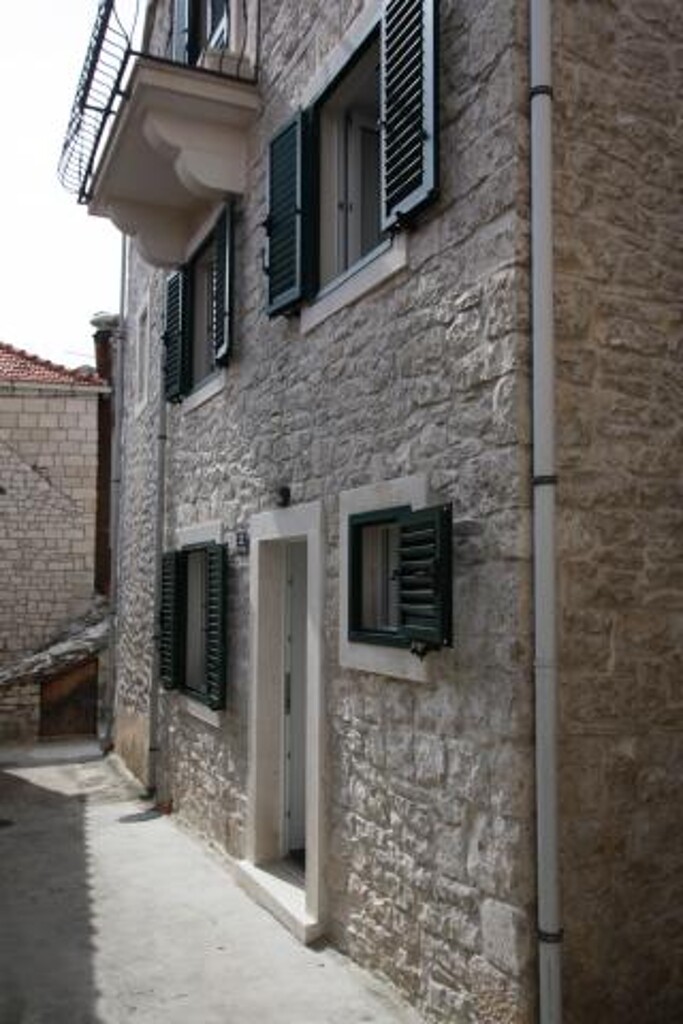 Image 3813973 - 12